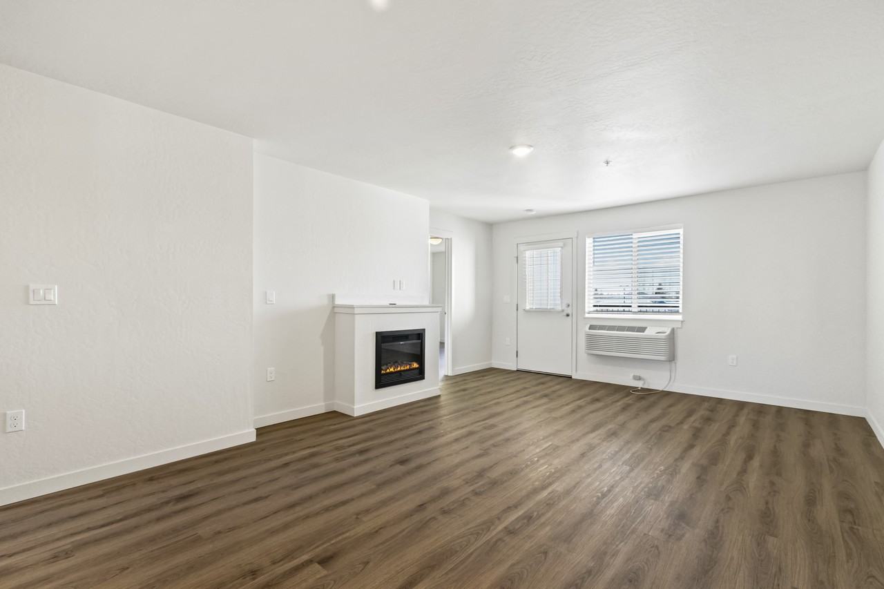 306 E Rr Ave #D202 - Photo 3 of 11