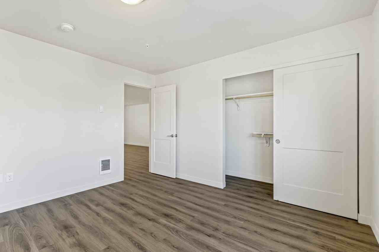 306 E Rr Ave #D202 - Photo 7 of 11