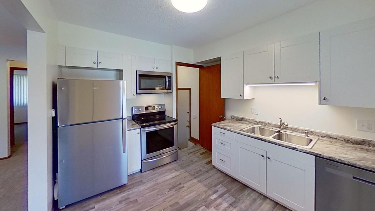 4314 50th St - Photo 2 of 19