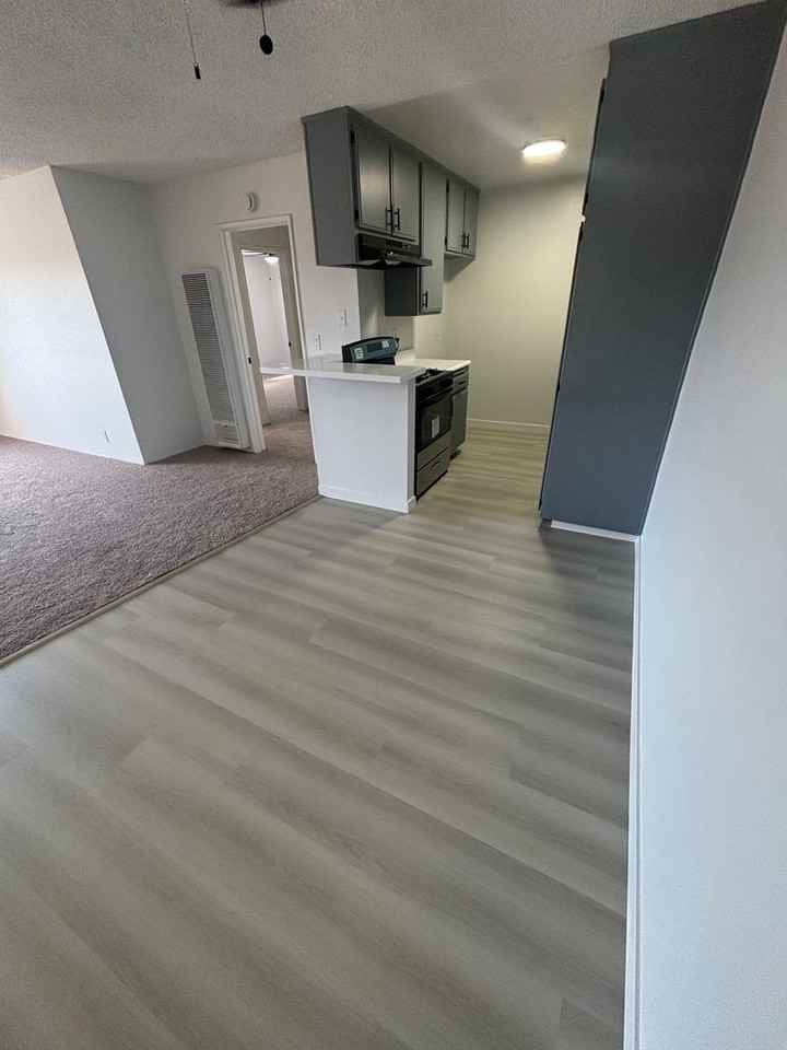 WOODCREST APARTMENTS - Photo 3 of 37