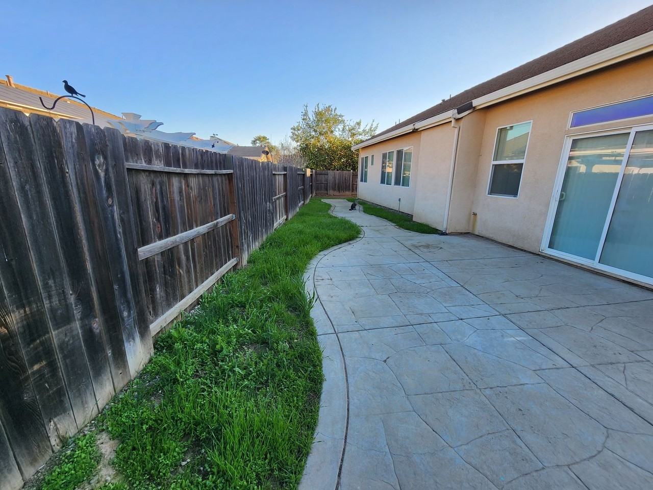 620 Bunting Ln - Photo 3 of 26