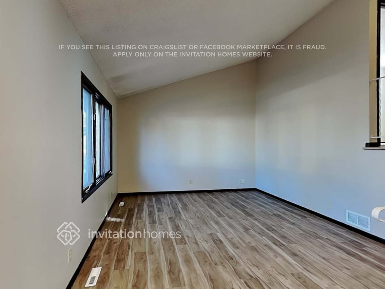 4001 80th Ave N - Photo 5 of 20