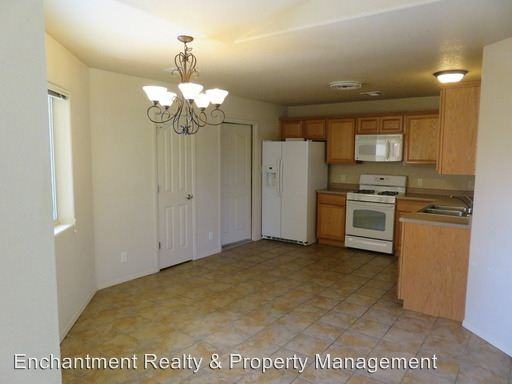 514 Los Pinos Cir - Photo 2 of 5