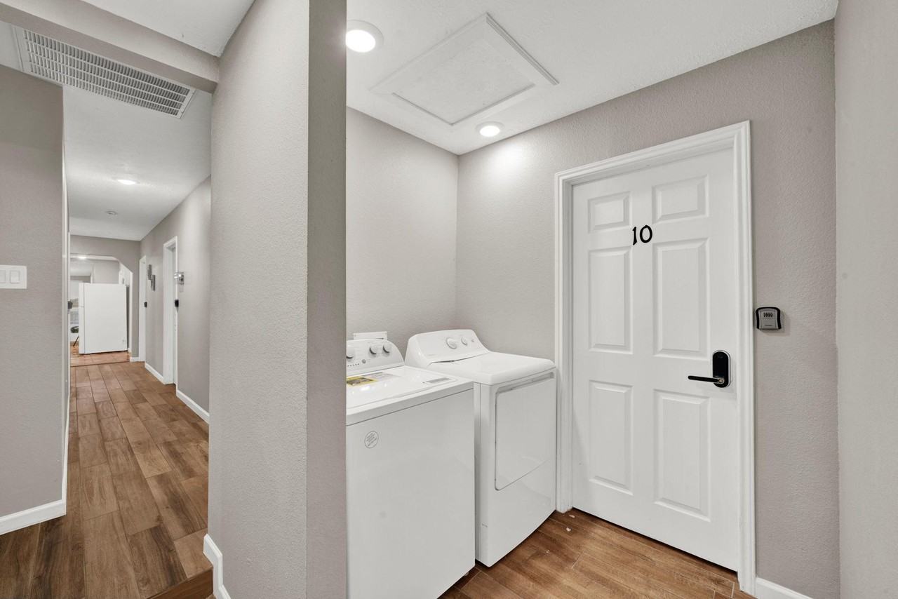 Owens St - Photo 4 of 13