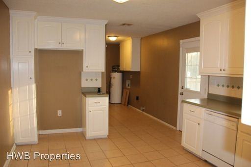 715 Lower Kingston Rd - Photo 2 of 10