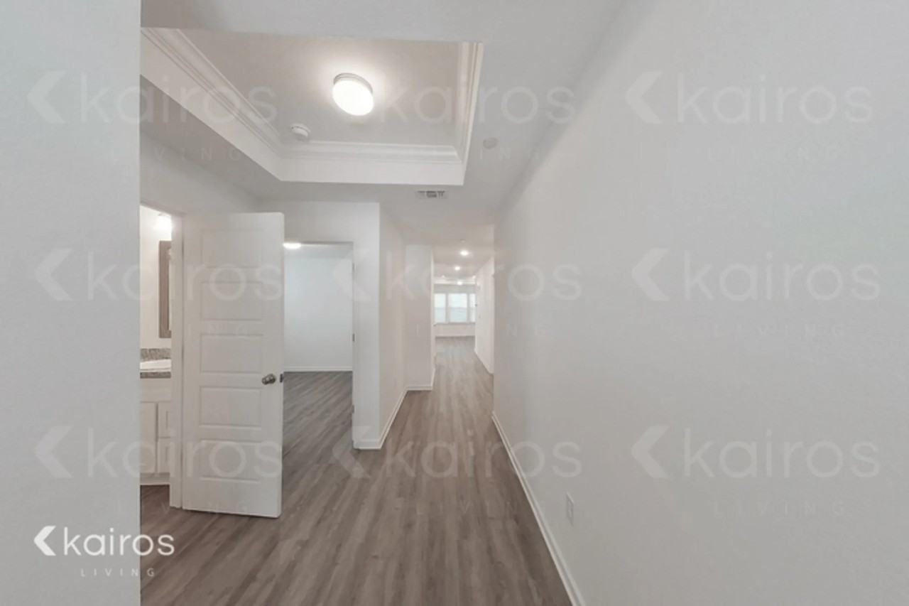 11345 Camden Court Cir - Photo 2 of 21