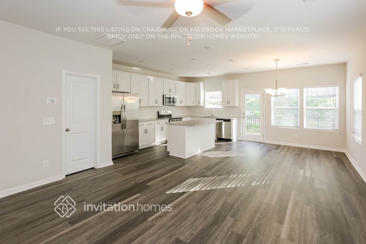 1656 C M Human Ct - Photo 6 of 16