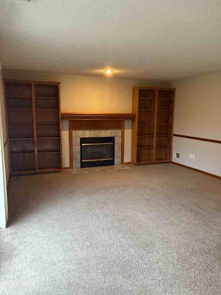 720 Northpoint Avenue - Photo 7 of 16