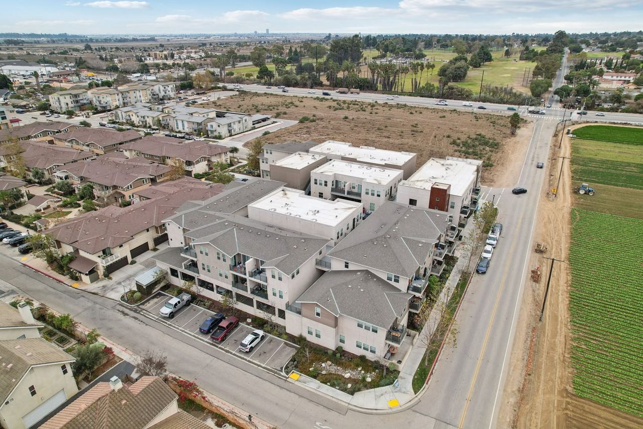 Yolo West Apartments - Photo 4 of 25