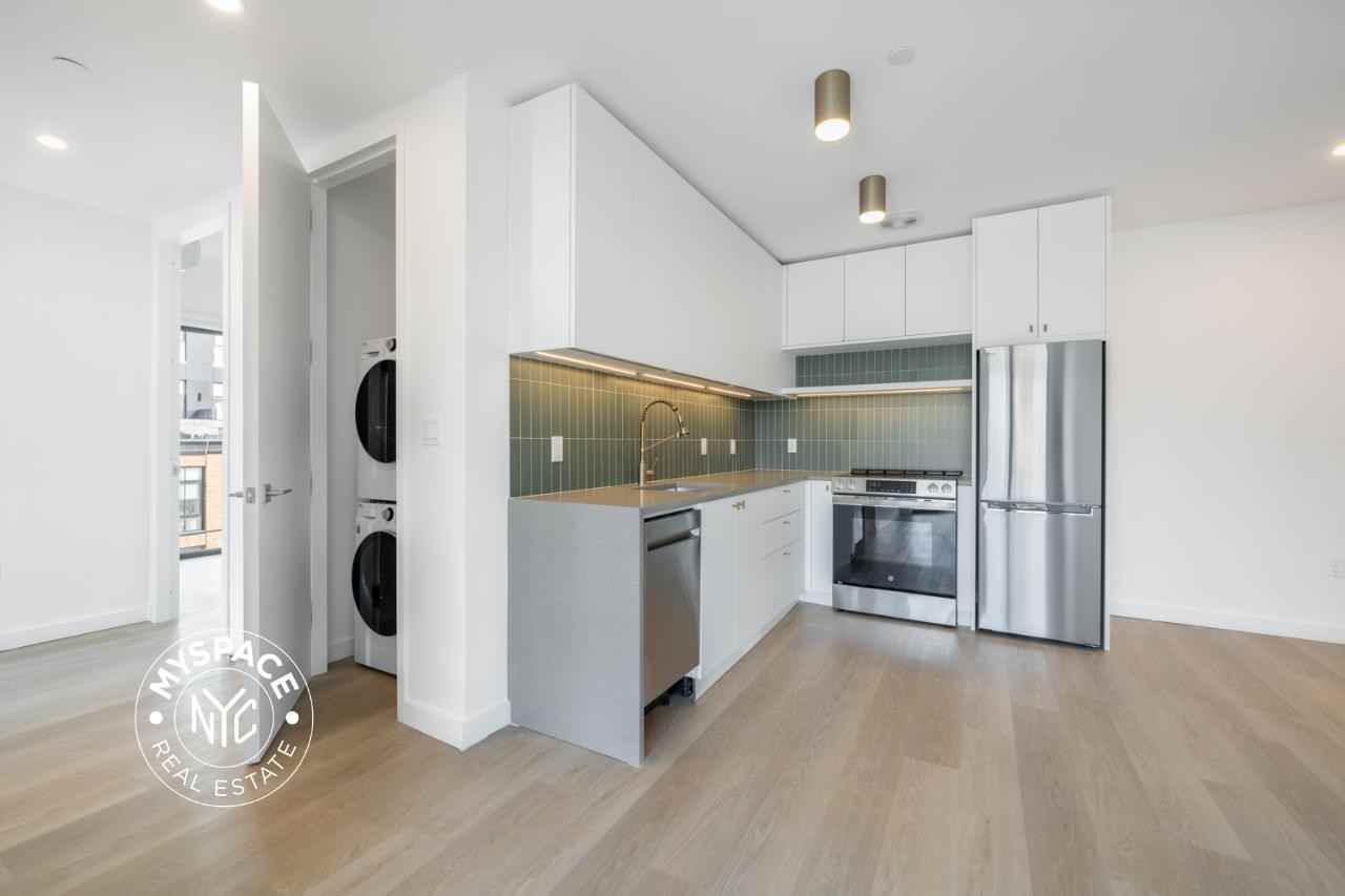 527 Grand Ave #503 - Photo 4 of 22