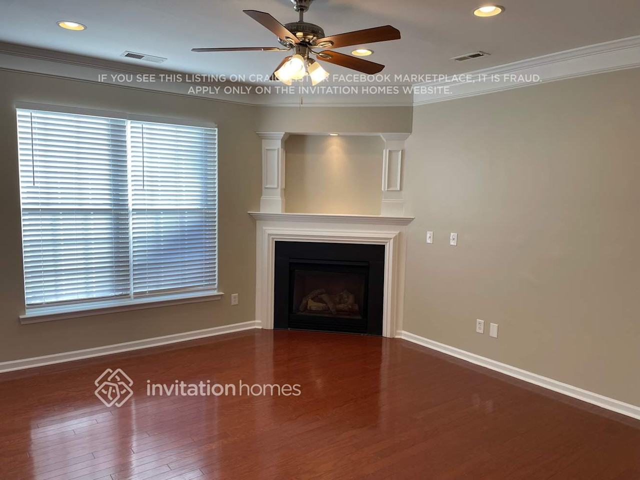 13945 Millers Creek Ln - Photo 2 of 11