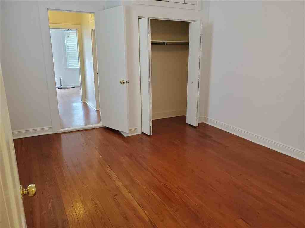 1027 Hagan Ave - Photo 3 of 10