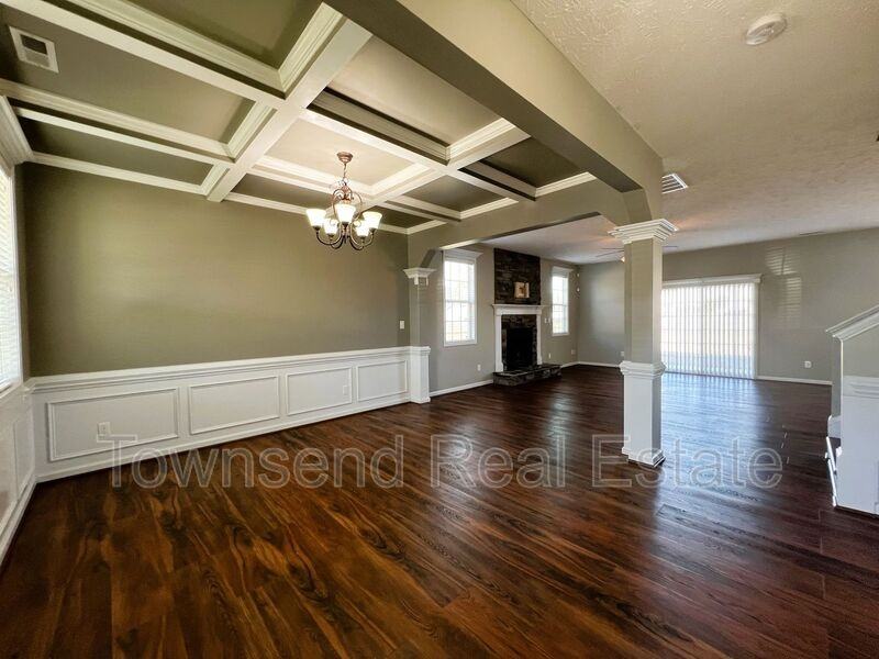 4211 Cherry Hill Ln - Photo 2 of 24