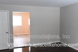 featured image of 1109 S Appleton Ave