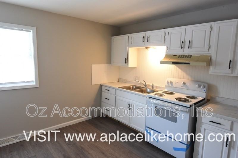 1109 S Appleton Ave - Photo 6 of 15