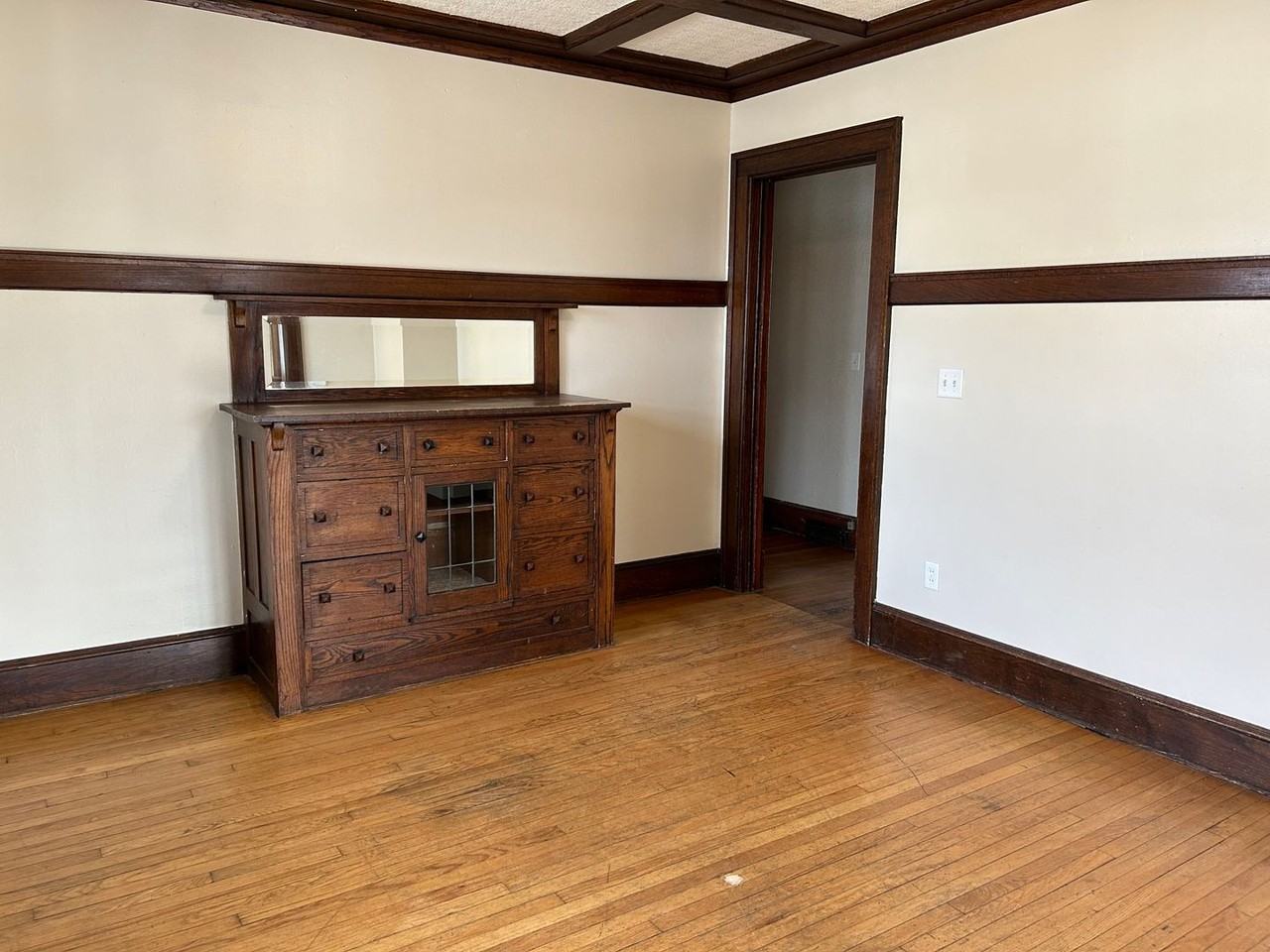 226 14th St Ne - Photo 5 of 14