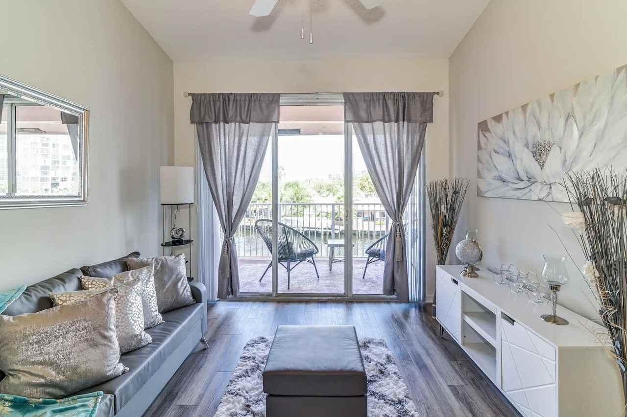 Ocean Reef at Seawalk Pointe Apartments - Photo 7 of 50