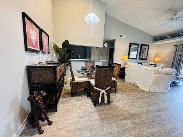 Country Club Lakes Apartments - Photo 7 of 45