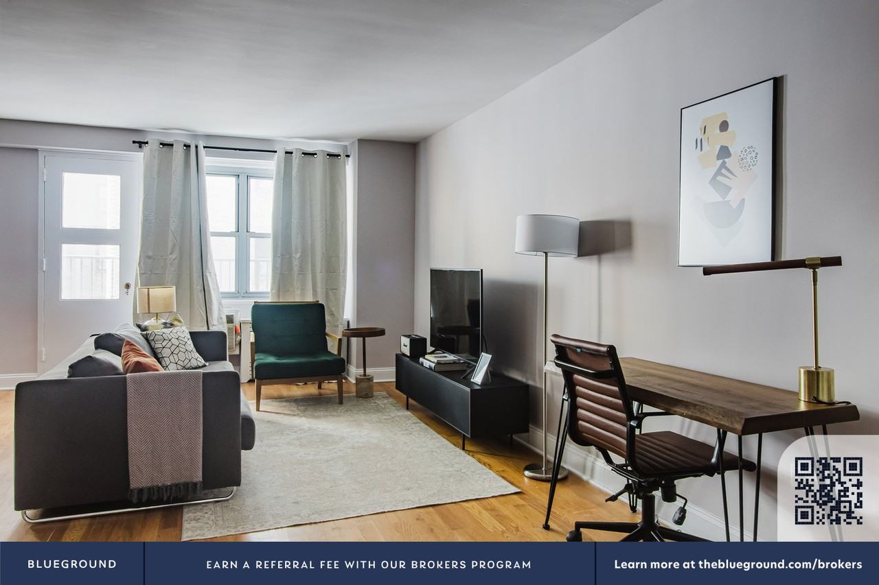 50 West 97th Street - Photo 4 of 24