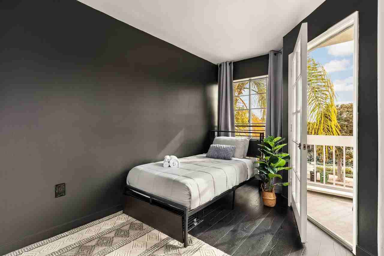 10777 10777 Ashton 202 - Single #2 - Photo 5 of 16