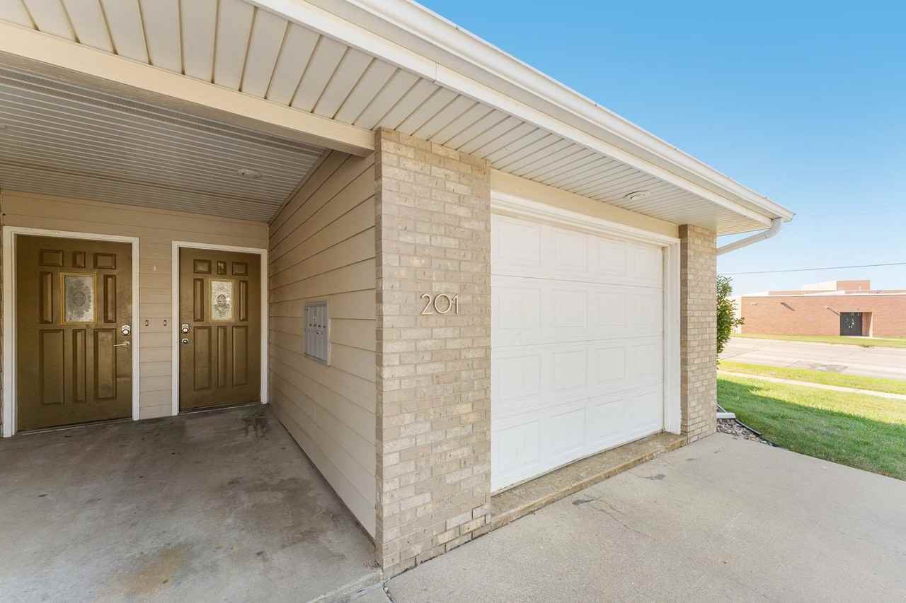 620/626 N Sycamore Ave - Photo 5 of 50