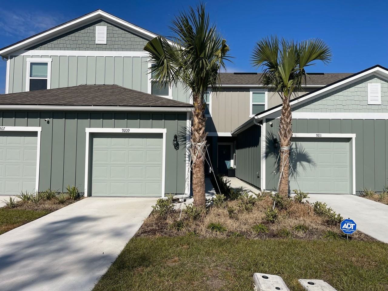 9209 9209 Stony Brook Rd  -Baymeadows Circle West - Photo 4 of 13