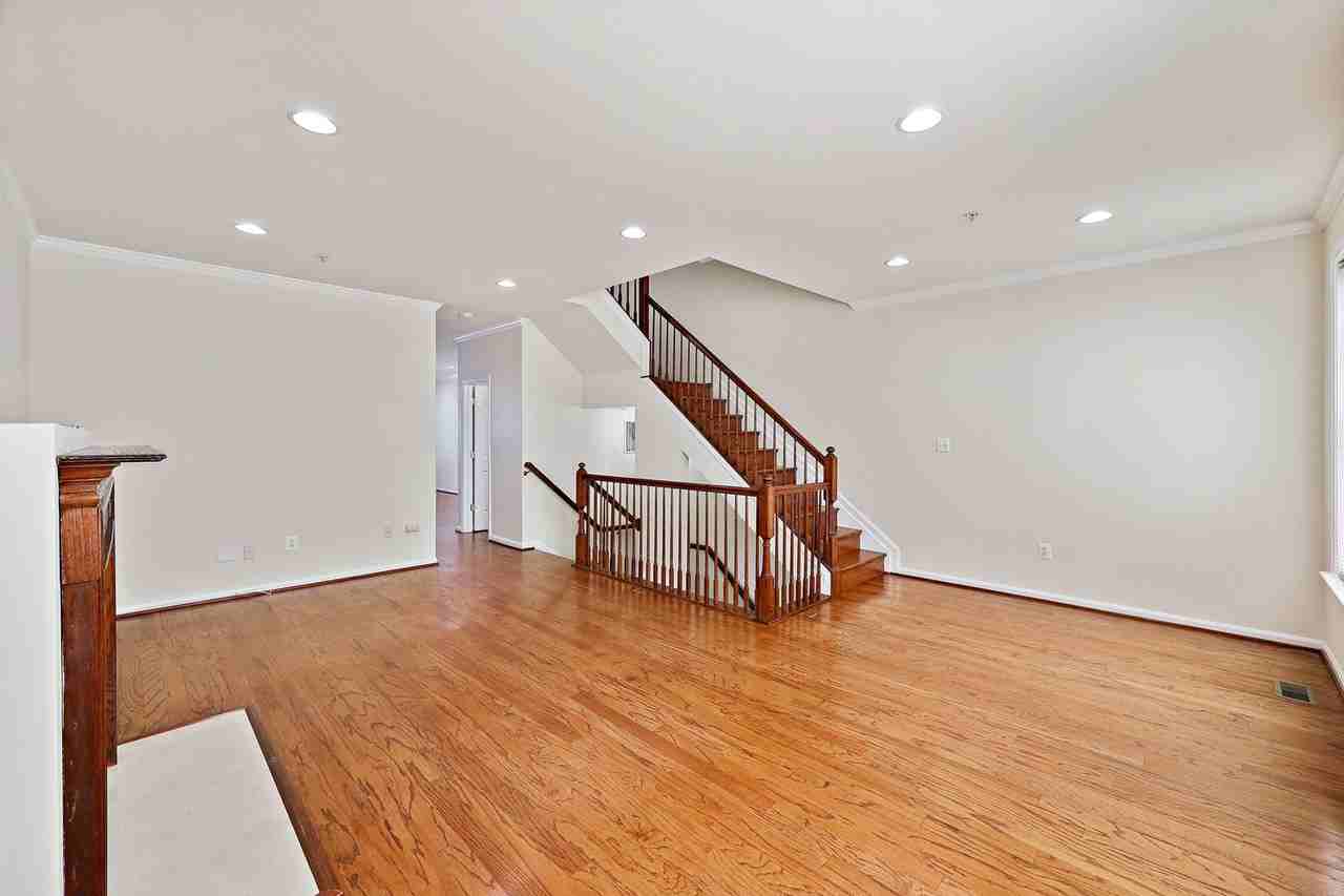 2449 Cheyenne Dr - Photo 2 of 22