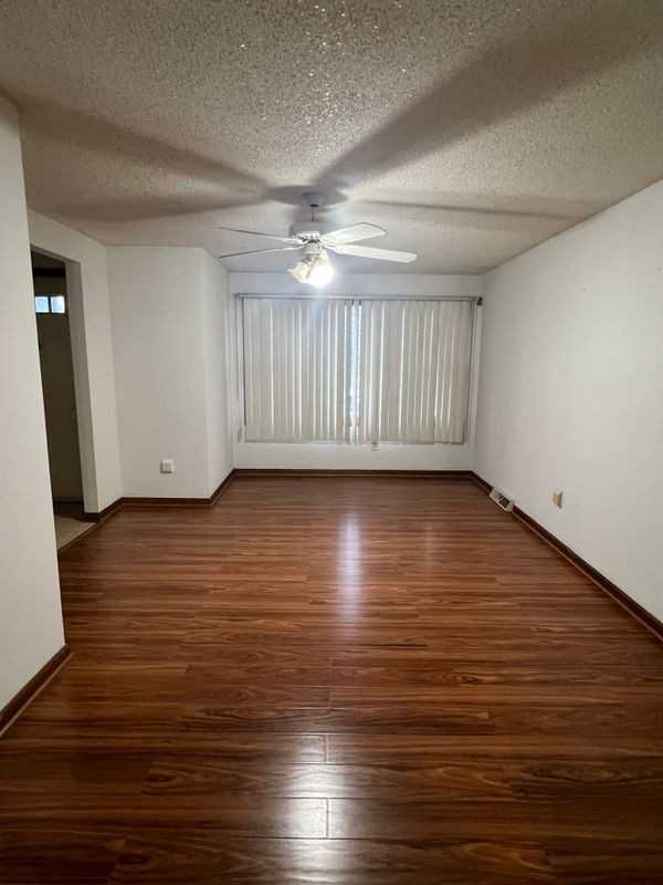 97 Oneida St - Photo 2 of 9