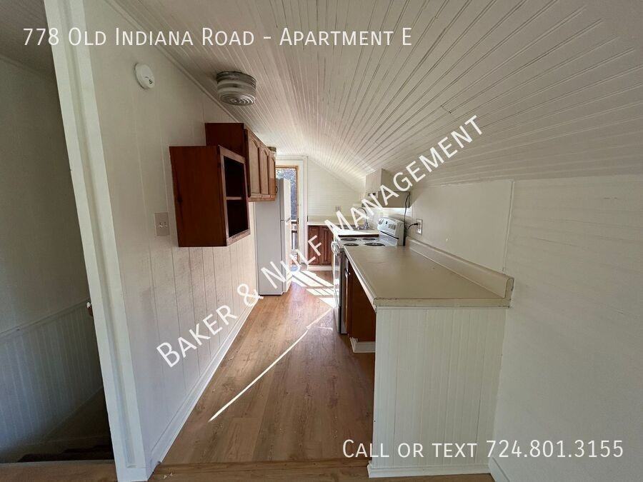 778 Old Indiana Rd #E - Photo 2 of 5