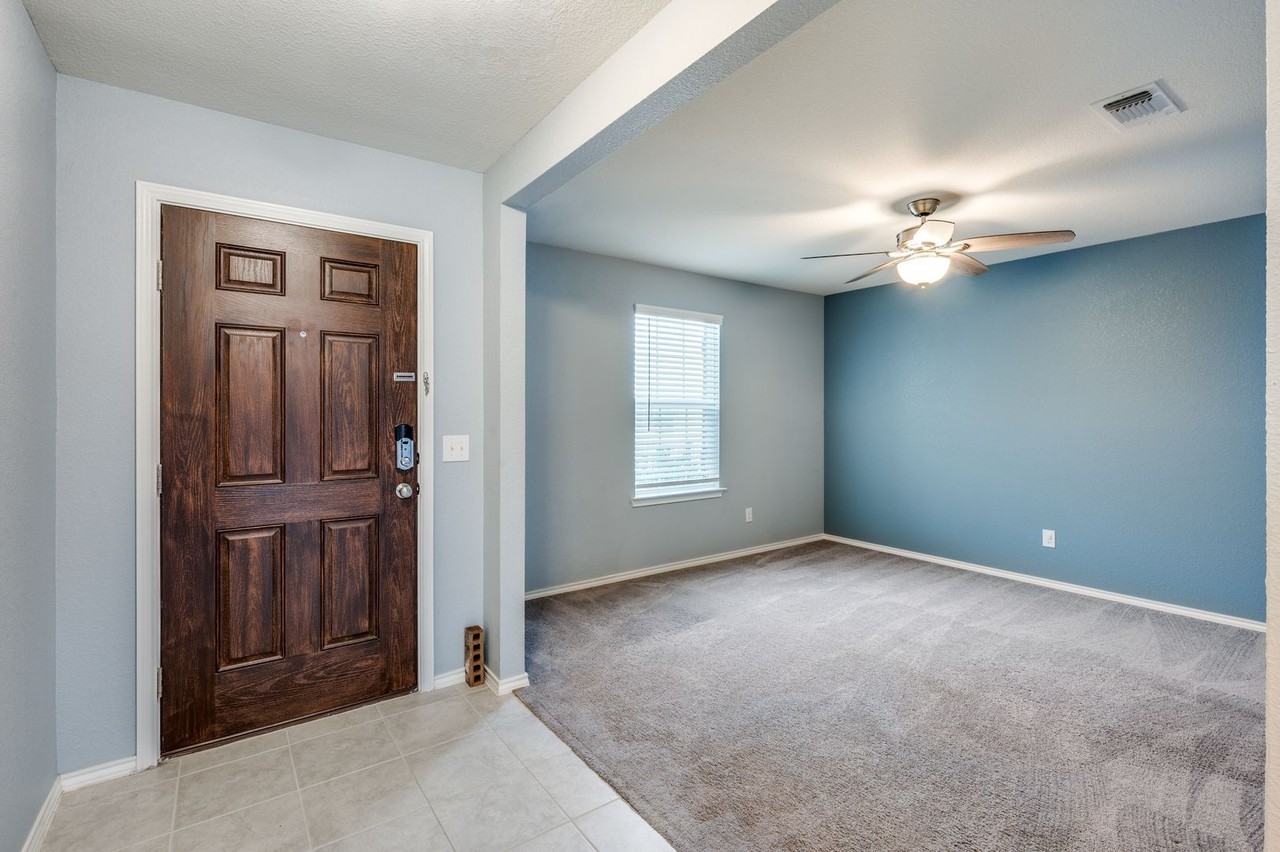 6001 Anchors Landing Pass - Photo 3 of 25