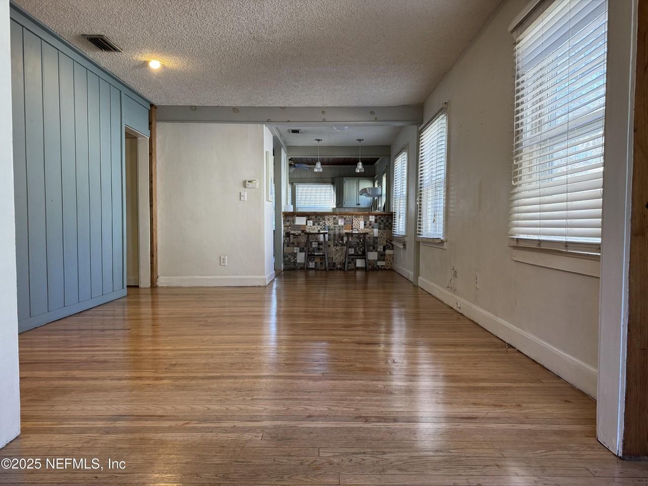 1822 Inwood Ter - Photo 3 of 14