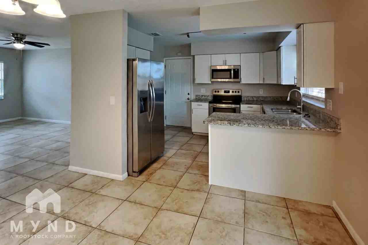 7707 Jodi Lynn Dr - Photo 2 of 20