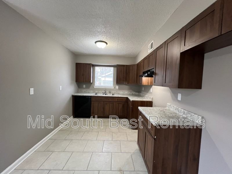 5394 Beaverton Dr - Photo 3 of 8