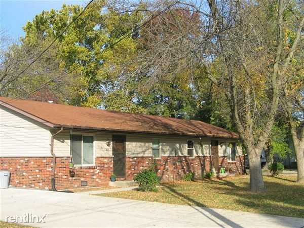 420A Franklin Ave - Photo 3 of 6