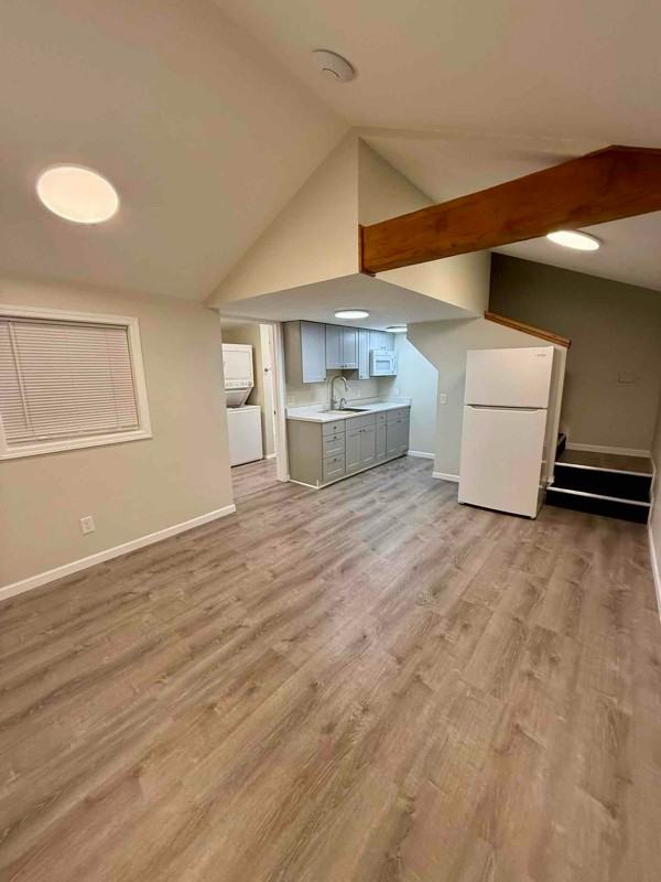 1155 W Hendrickson Rd #B - Photo 2 of 13