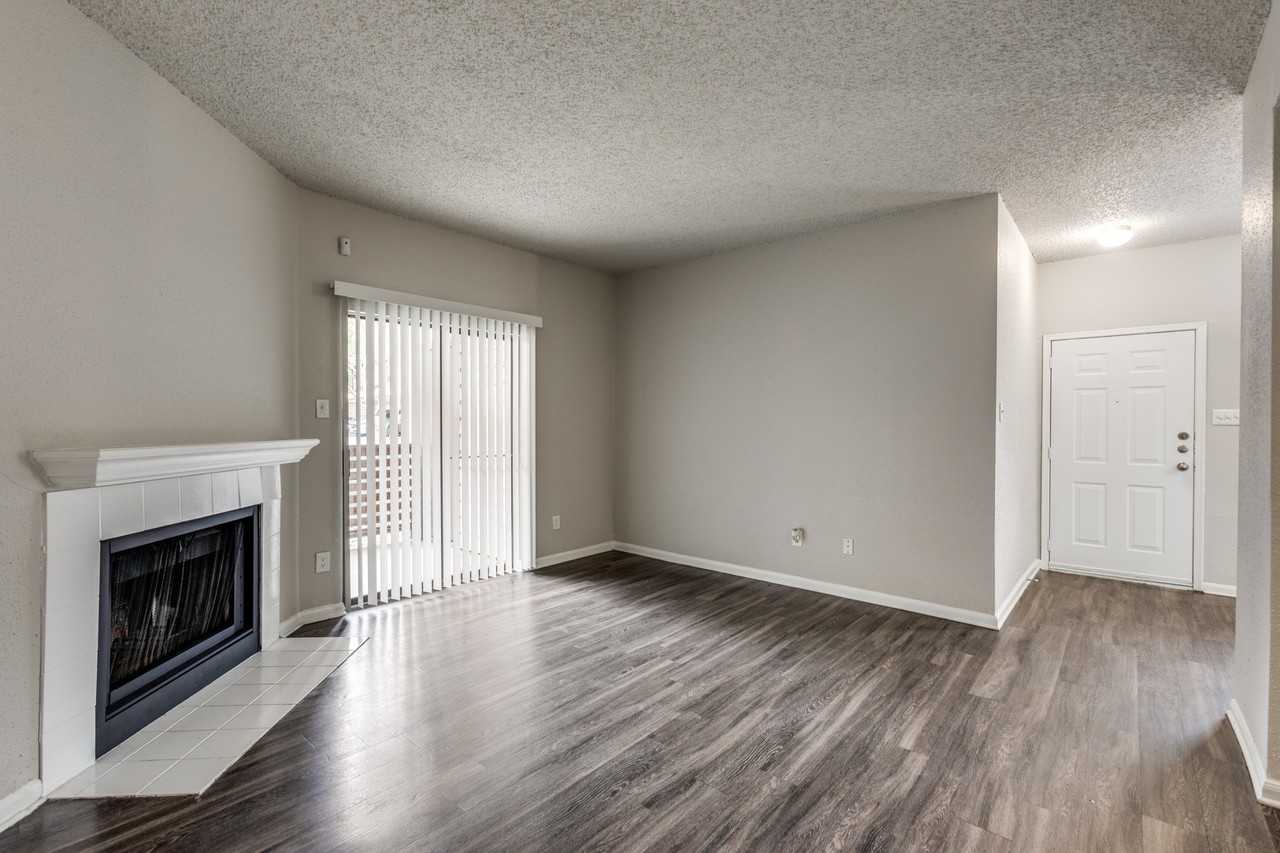 Cottages at Wells Branch - Photo 7 of 36