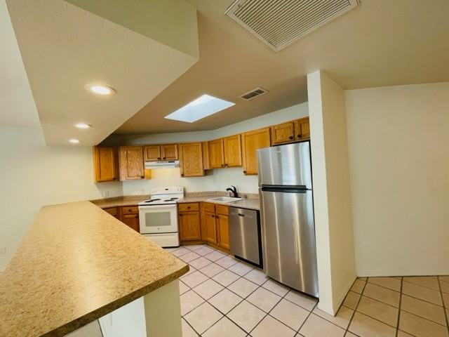 280 Fairway Oaks Drive #B - Photo 2 of 14