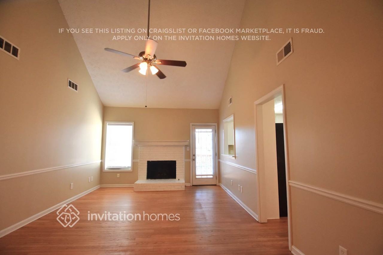 3400 Cove Creek Ct - Photo 3 of 14