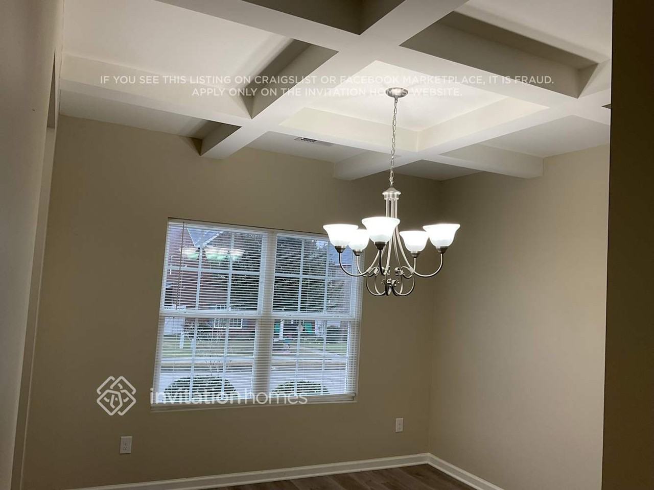 657 Armitage Way - Photo 7 of 17