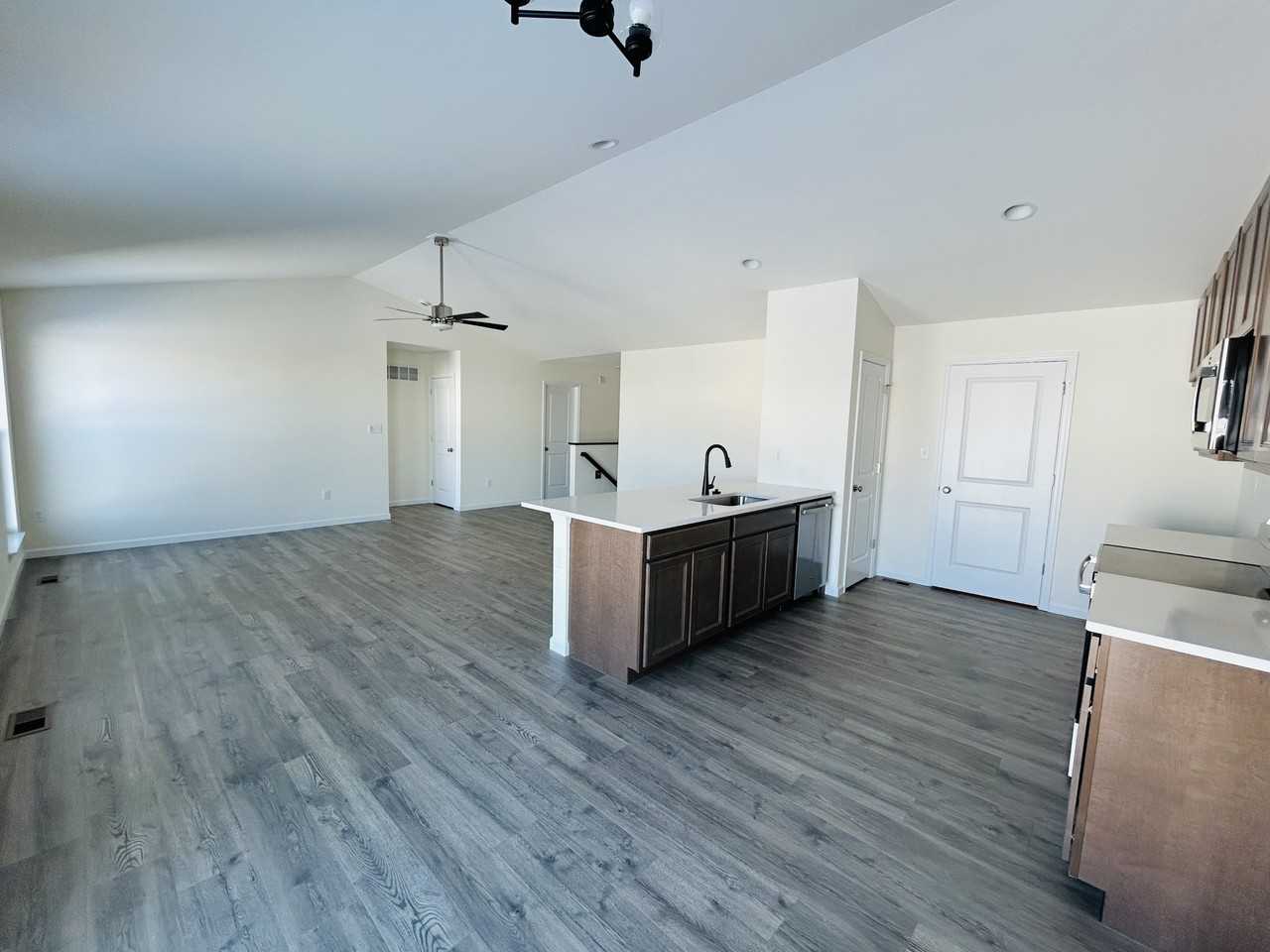 608 Allegiance Dr #NA - Photo 7 of 24