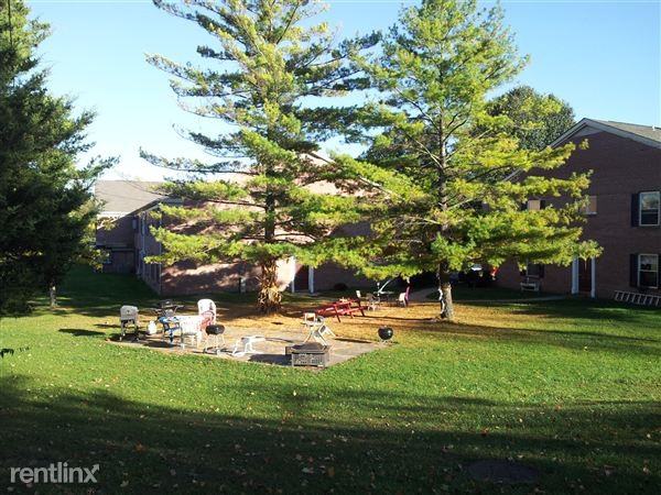 1400 Hickman Rd - Photo 2 of 6