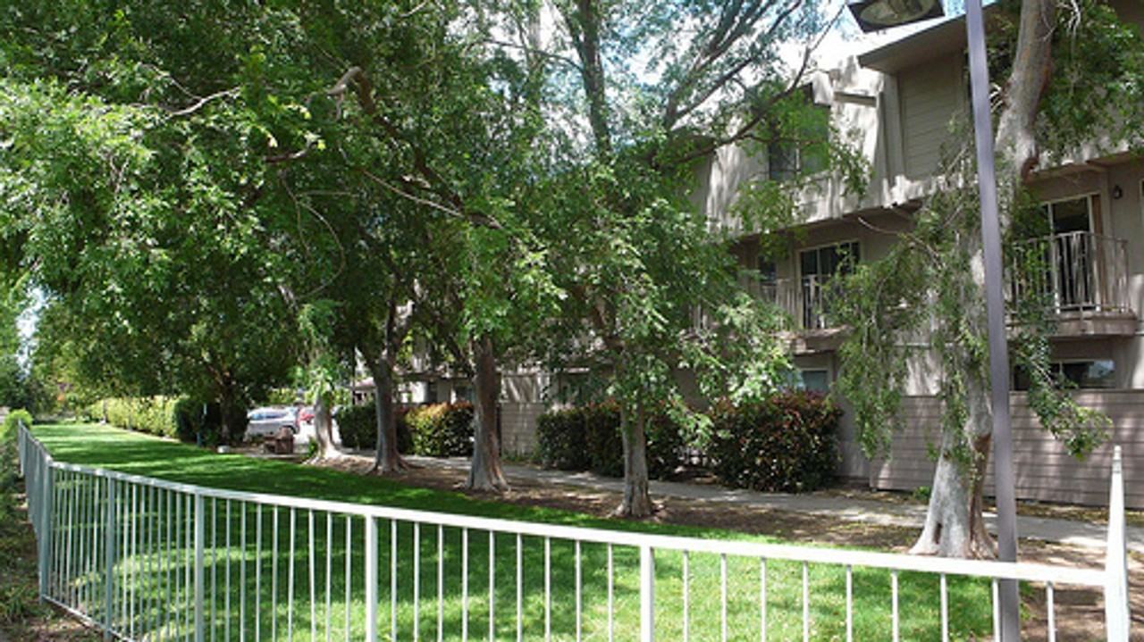 Stonegate Village Apartments & Townhomes - Photo 4 of 50