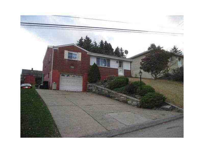 1495 Washington Ave - Photo 2 of 25