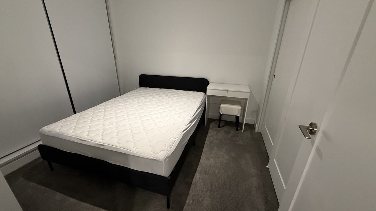 3331 Number 3 Road #806 - Photo 4 of 24