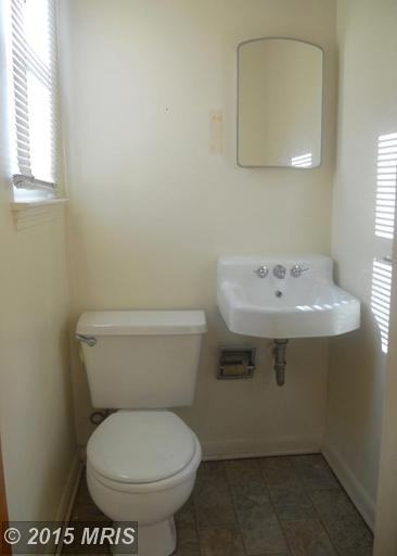 920 Lenton Ave - Photo 3 of 14