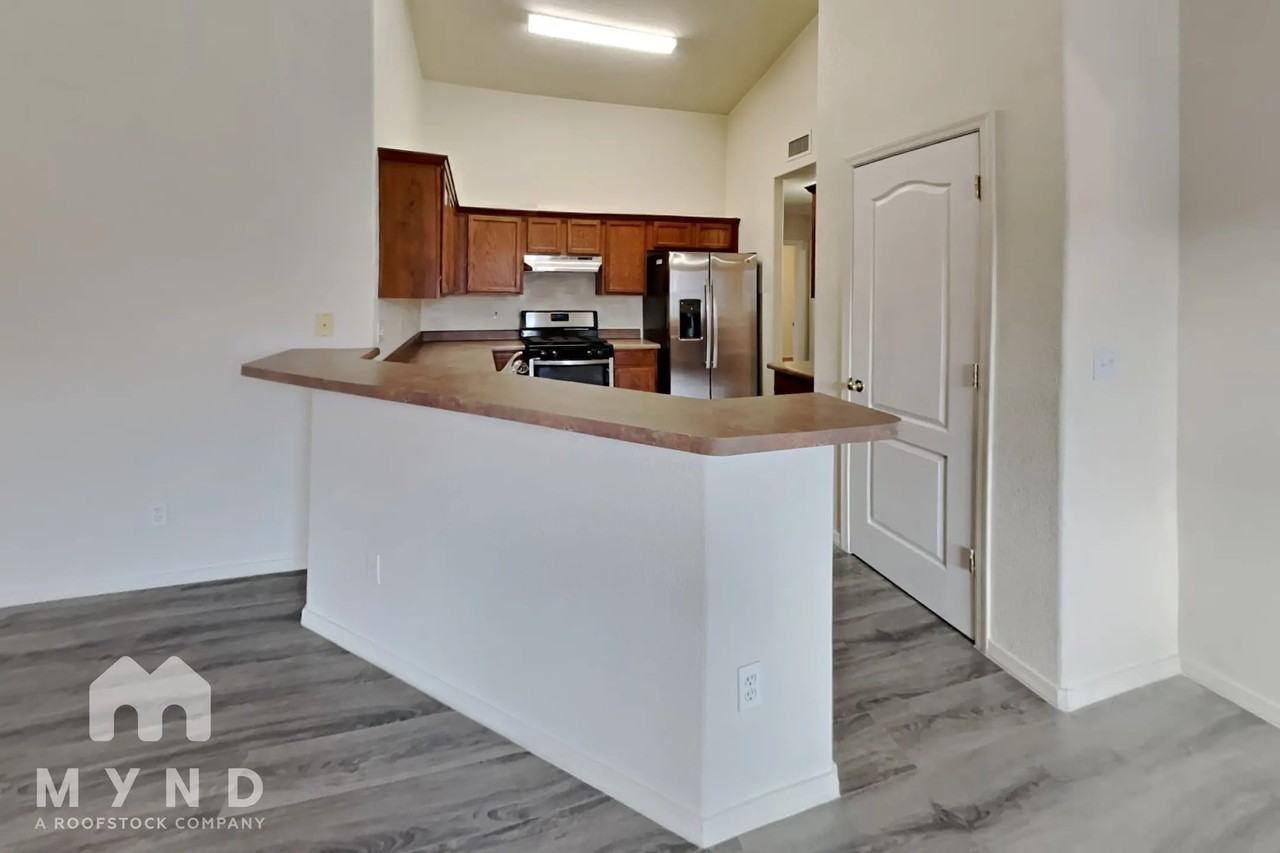 9670 E Mount Baldy Way - Photo 2 of 26