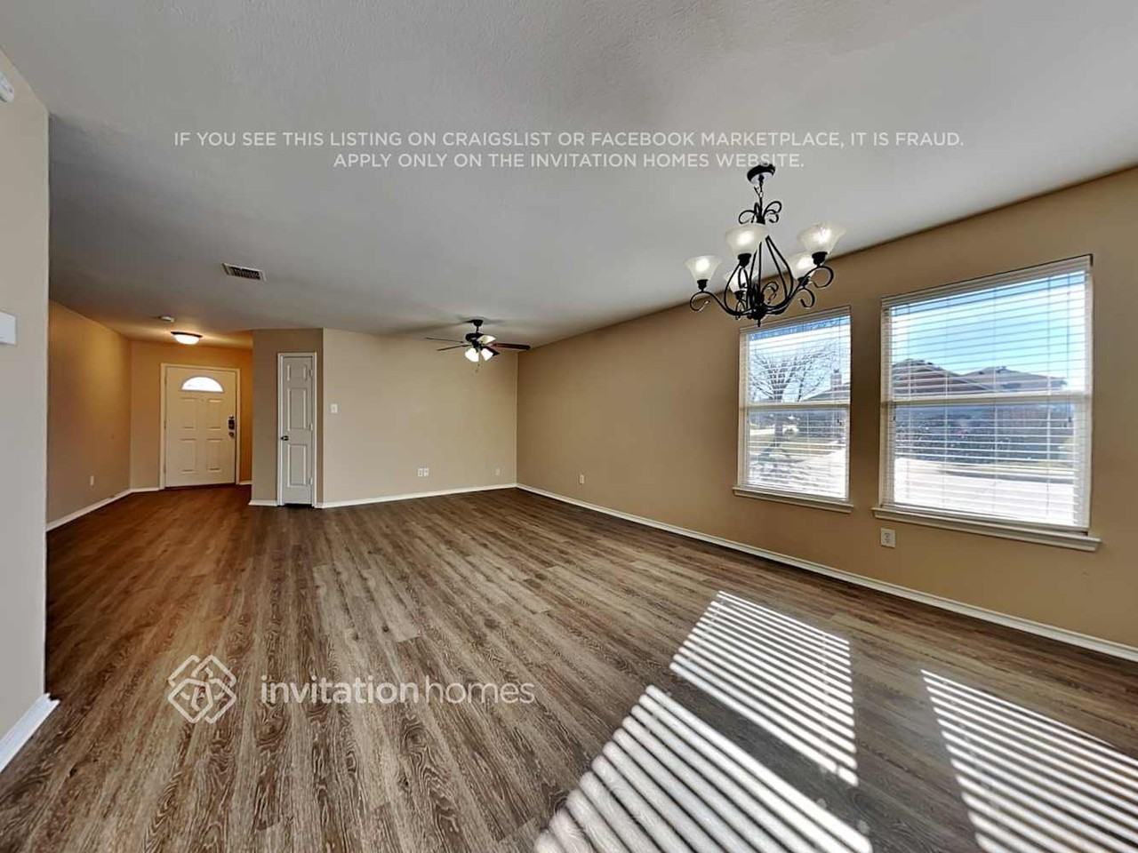 1352 Gayle St - Photo 3 of 18