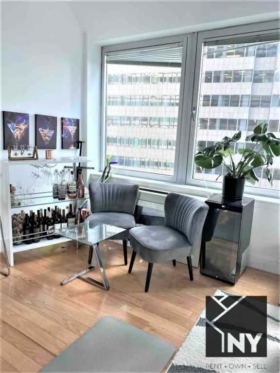 Water St #1912 - Photo 4 of 9