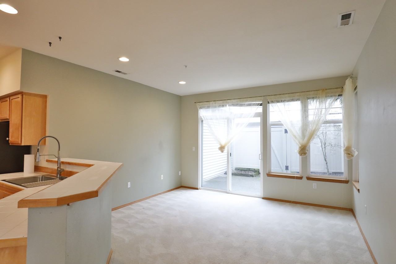 518 227th Lane Northeast - Photo 7 of 20