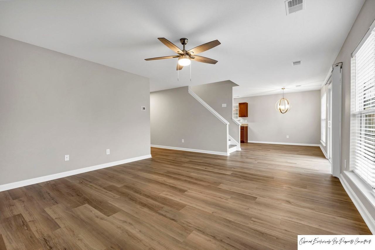 1024 Glencroft Dr - Photo 6 of 28